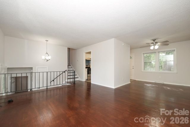 5001 Springview Road, Charlotte, NC 28213