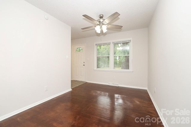 5001 Springview Road, Charlotte, NC 28213