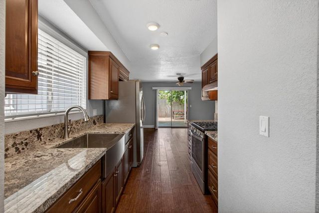 7239 Felipe Ct, Citrus Heights, CA 95621