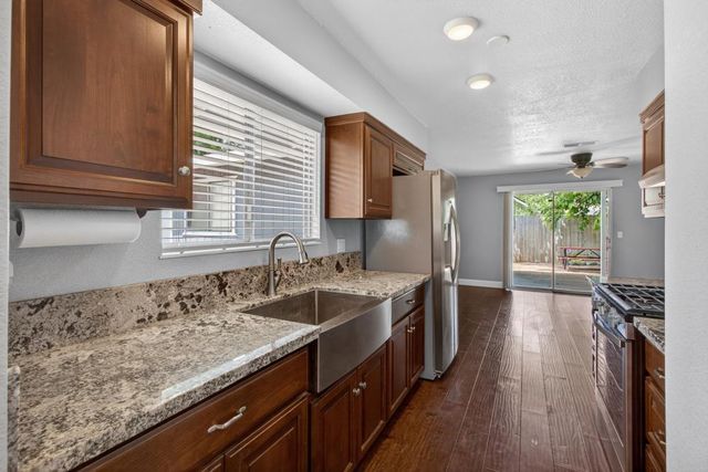 7239 Felipe Ct, Citrus Heights, CA 95621