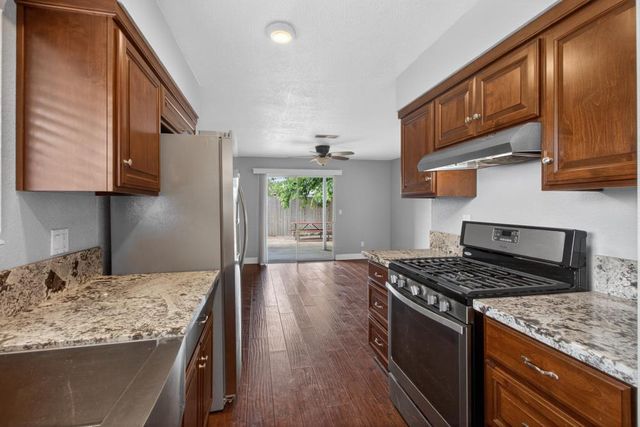 7239 Felipe Ct, Citrus Heights, CA 95621