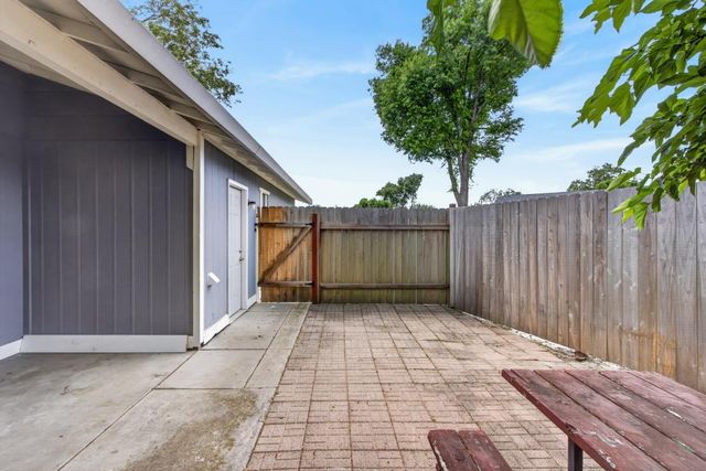 7239 Felipe Ct, Citrus Heights, CA 95621