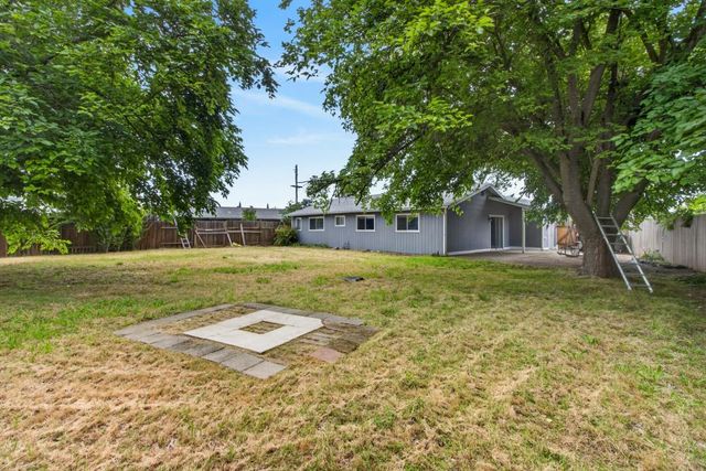 7239 Felipe Ct, Citrus Heights, CA 95621