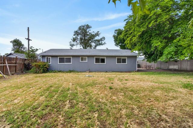 7239 Felipe Ct, Citrus Heights, CA 95621