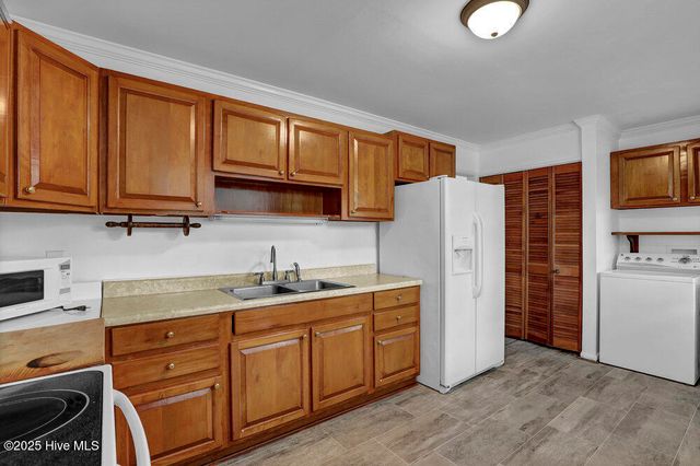 412 Seminole Trail, Jacksonville, NC 28540