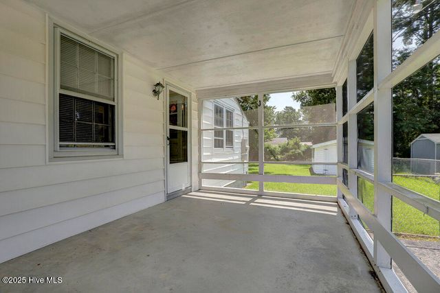 412 Seminole Trail, Jacksonville, NC 28540