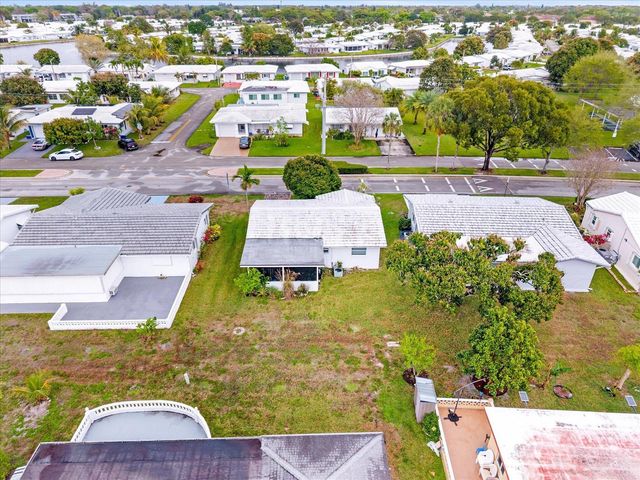 5713 NW 84th Terrace, Tamarac, FL 33321