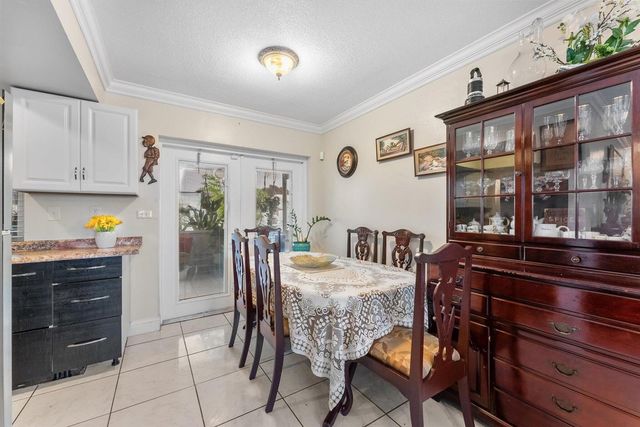 5713 NW 84th Terrace, Tamarac, FL 33321