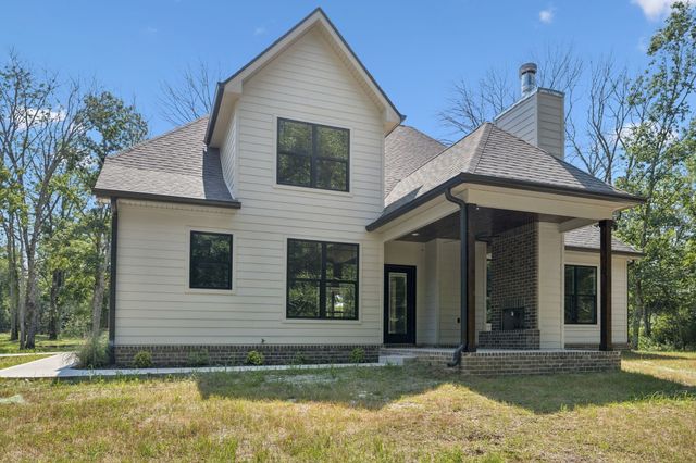 1303 Athens Rd, Lebanon, TN 37087