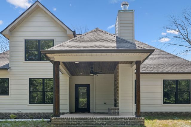 1303 Athens Rd, Lebanon, TN 37087