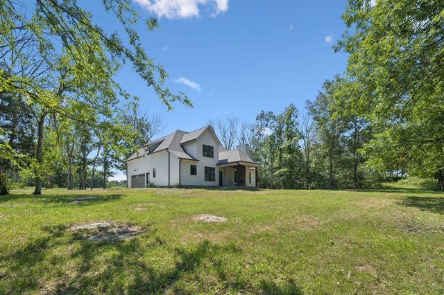 1303 Athens Rd, Lebanon, TN 37087