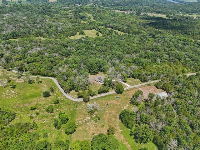 1303 Athens Rd, Lebanon, TN 37087