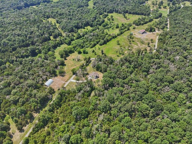 1303 Athens Rd, Lebanon, TN 37087