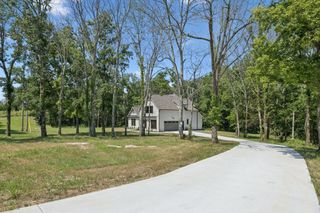 1303 Athens Rd, Lebanon, TN 37087