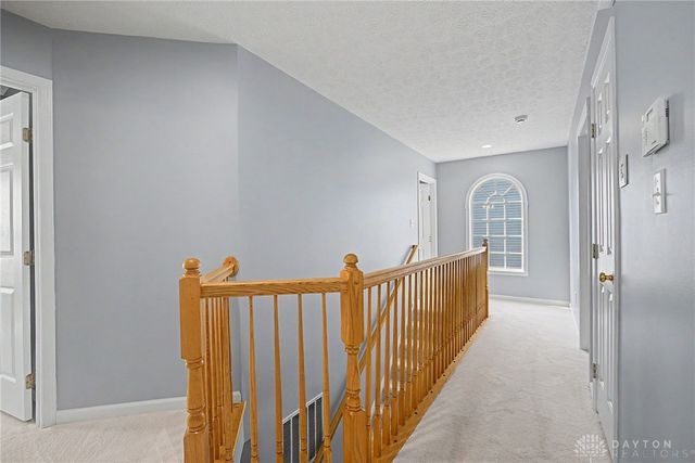 2651 Royal Gateway, Beavercreek, OH 45431