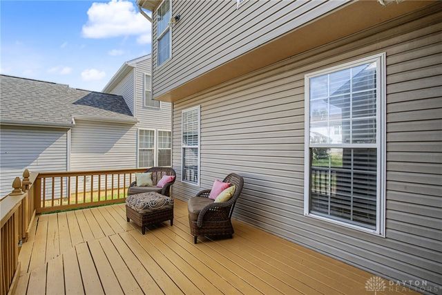 2651 Royal Gateway, Beavercreek, OH 45431