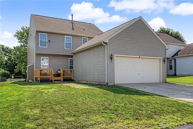 2651 Royal Gateway, Beavercreek, OH 45431