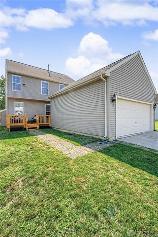2651 Royal Gateway, Beavercreek, OH 45431
