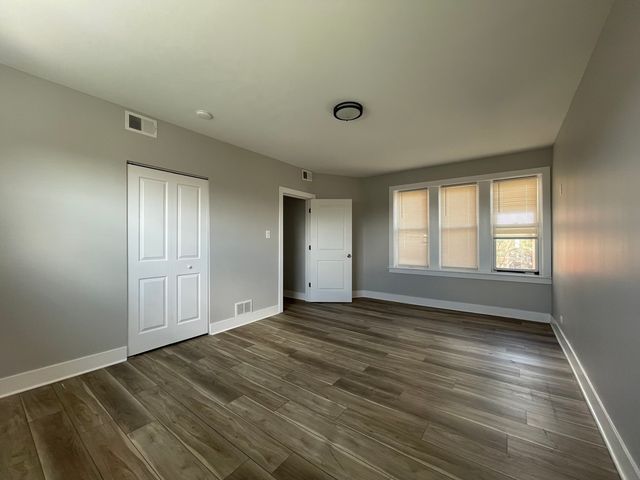 722 N AUSTIN Boulevard 3W, Oak Park, IL 60302