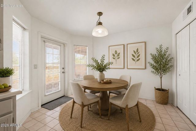 1620 E Villa Theresa Drive, Phoenix, AZ 85022