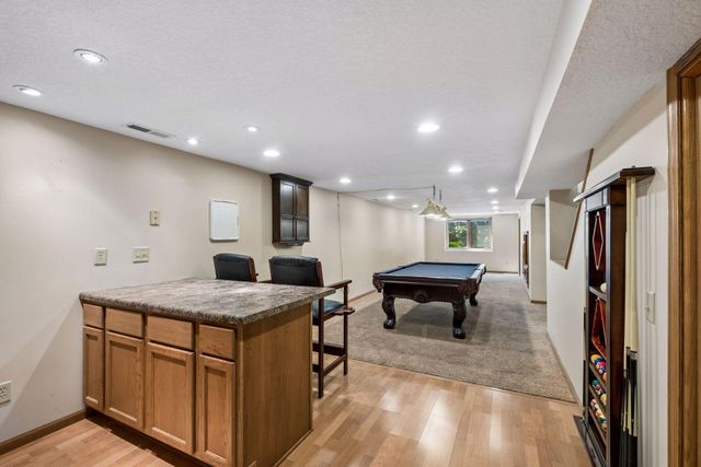 702 Madison Street S, Shakopee, MN 55379