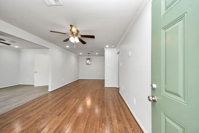 5003 Enyart Street, Houston, TX 77021