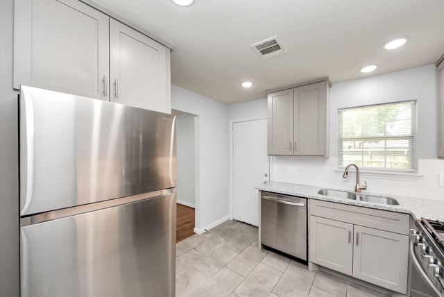 5003 Enyart Street, Houston, TX 77021