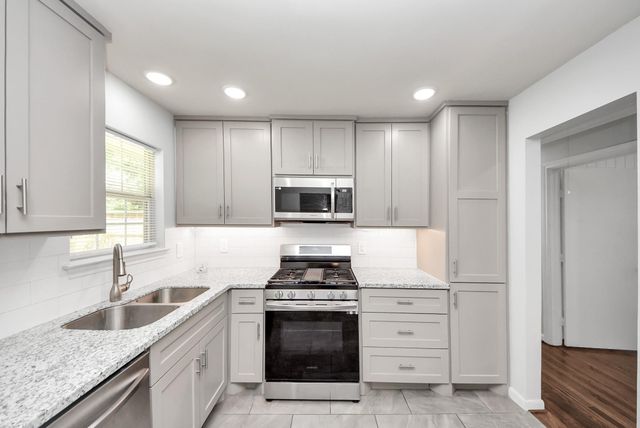 5003 Enyart Street, Houston, TX 77021