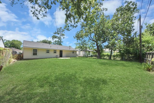 5003 Enyart Street, Houston, TX 77021