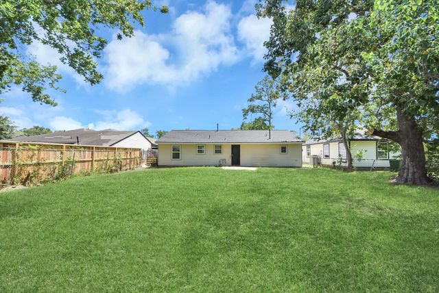 5003 Enyart Street, Houston, TX 77021