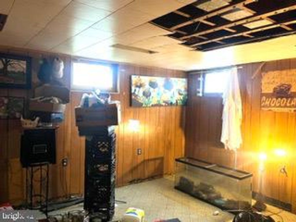Image 10 of property listing at 3916 GRANTLEY ROAD, Baltimore, MD 21215