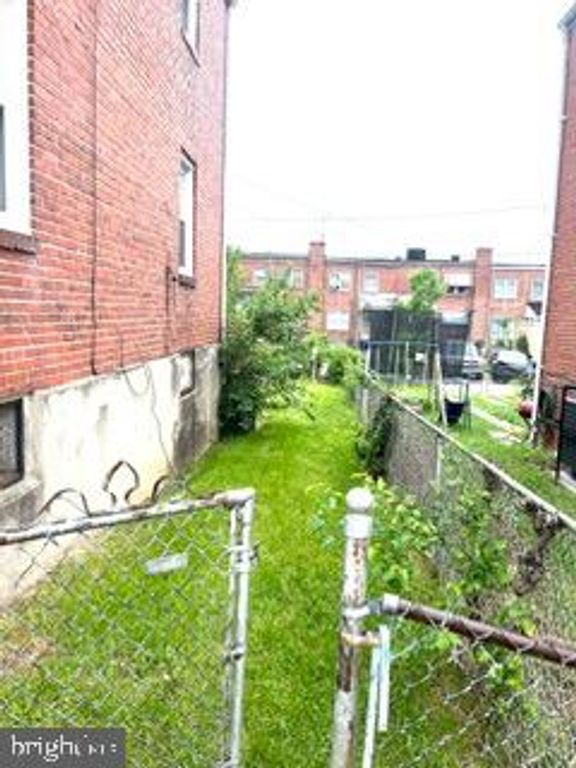 Image 4 of property listing at 3916 GRANTLEY ROAD, Baltimore, MD 21215