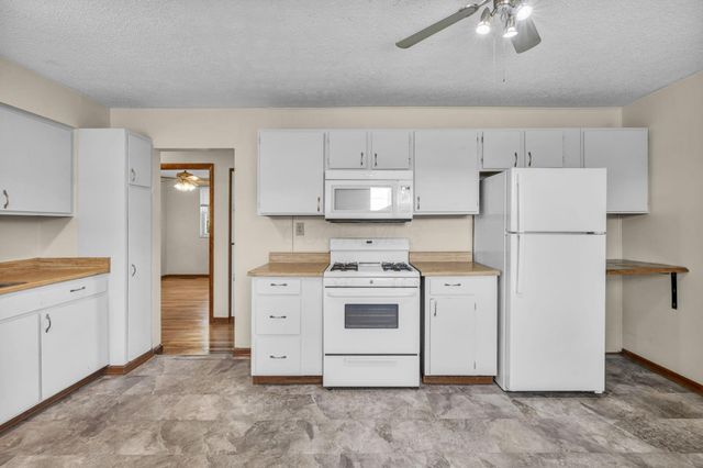 3401 Reaver Avenue, Grove City, OH 43123
