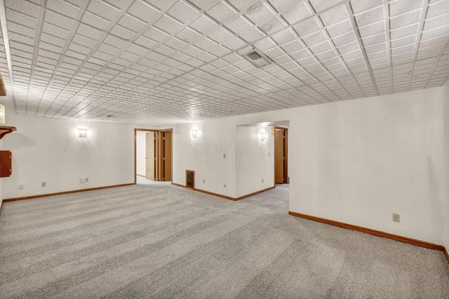 3401 Reaver Avenue, Grove City, OH 43123