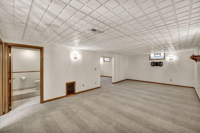 3401 Reaver Avenue, Grove City, OH 43123