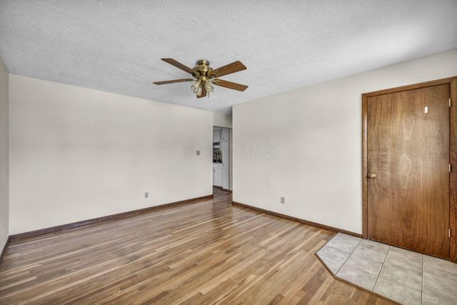 3401 Reaver Avenue, Grove City, OH 43123