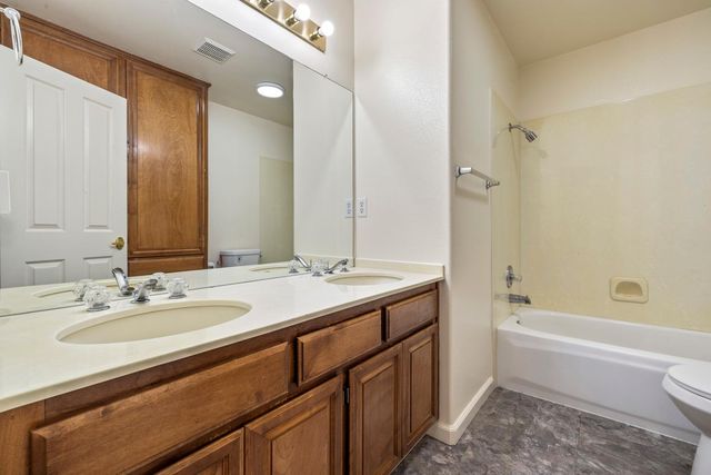 1162 Sonora Ave, Manteca, CA 95337