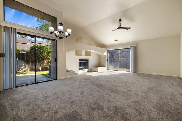 1162 Sonora Ave, Manteca, CA 95337