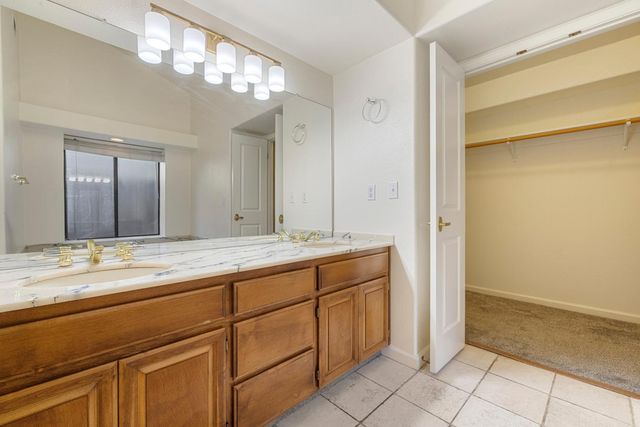 1162 Sonora Ave, Manteca, CA 95337