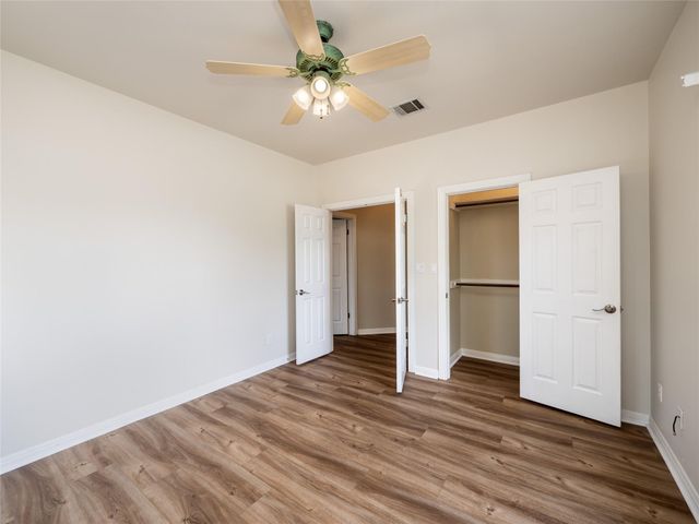 117 Vista Oaks DR, Dripping Springs, TX 78620