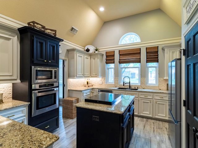 14706 Sandy Creek Drive, Houston, TX 77070