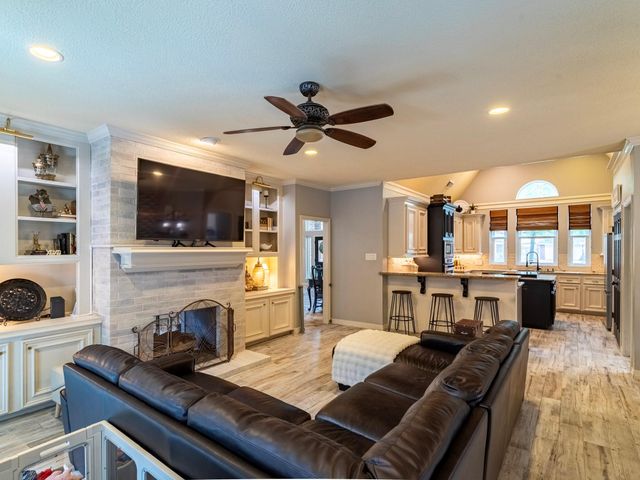 14706 Sandy Creek Drive, Houston, TX 77070