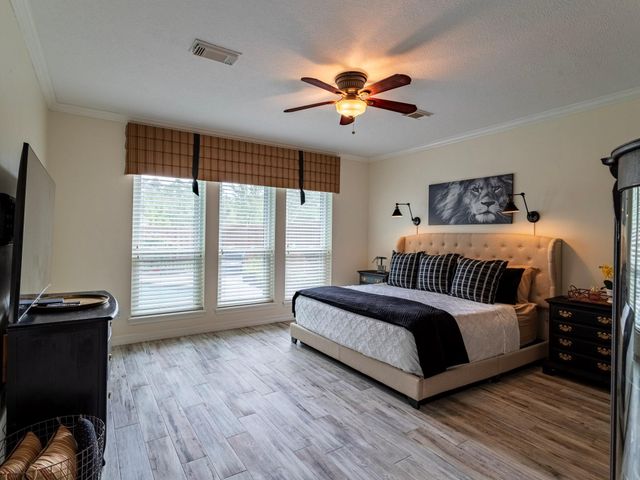 14706 Sandy Creek Drive, Houston, TX 77070