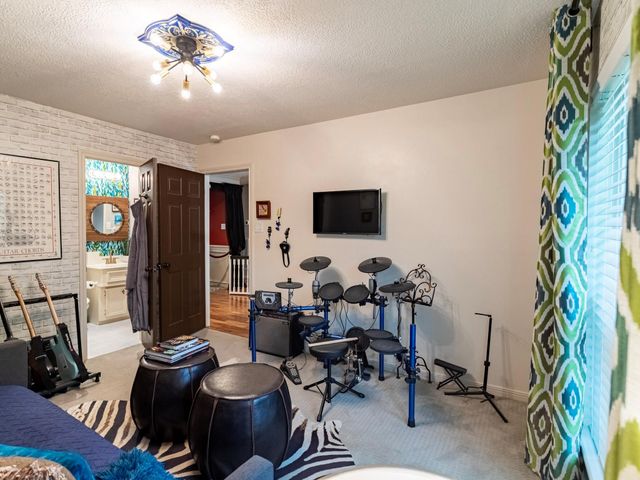 14706 Sandy Creek Drive, Houston, TX 77070