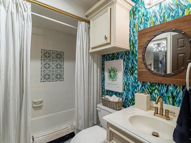 14706 Sandy Creek Drive, Houston, TX 77070