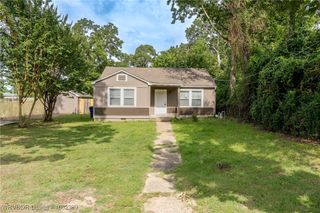 3928 Jenny Lind Road, Fort Smith, AR 72901