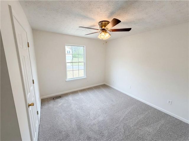 4067 Lions Gate, Douglasville, GA 30135