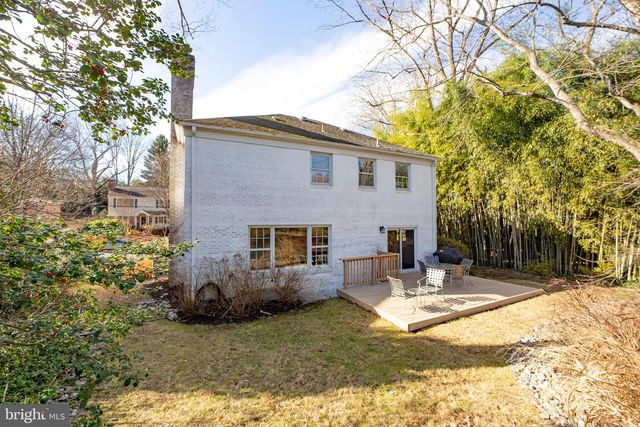 7721 MARYKNOLL AVE, Bethesda, MD 20817