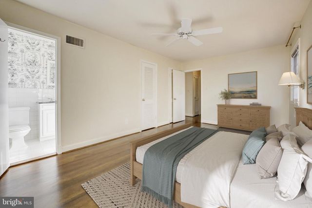 7721 MARYKNOLL AVE, Bethesda, MD 20817