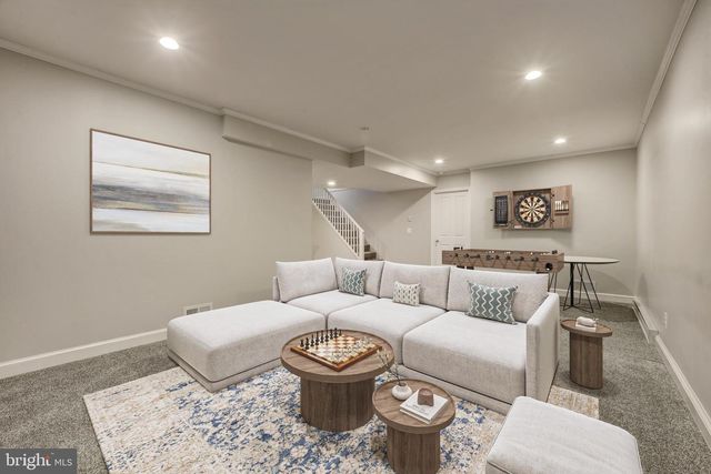 7721 MARYKNOLL AVE, Bethesda, MD 20817